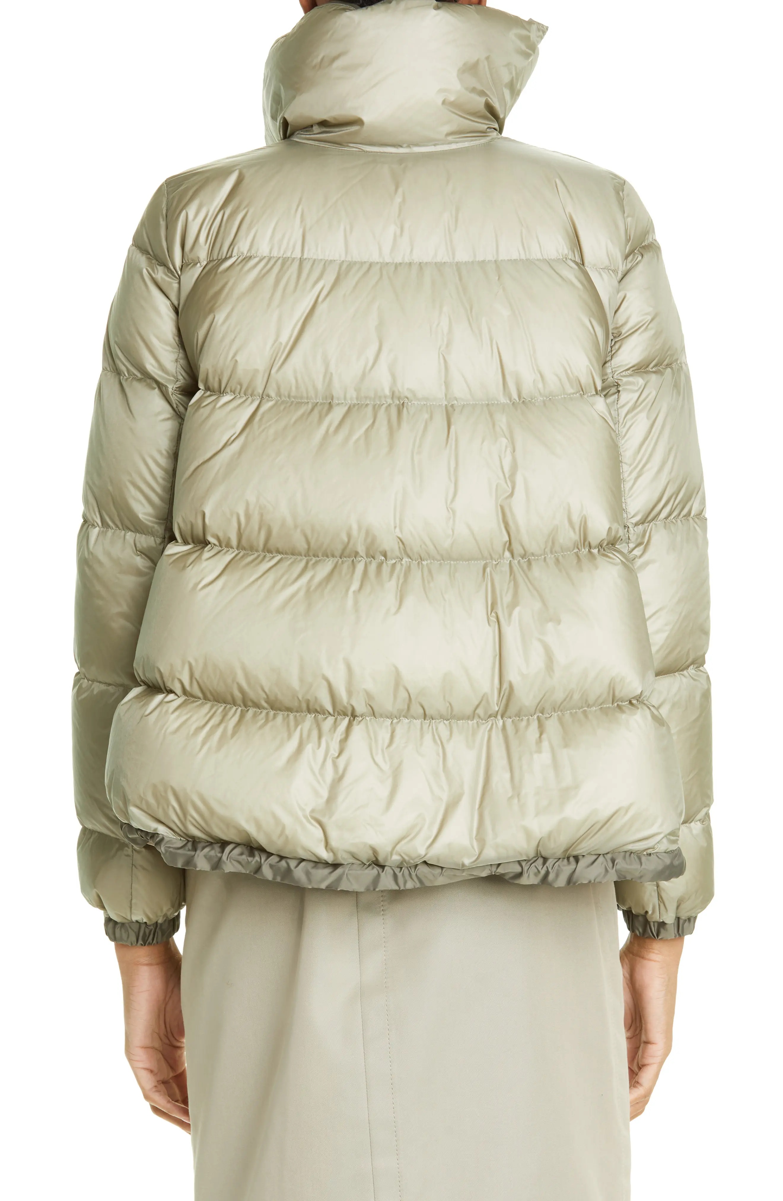 Flare Back Puffer Jacket - 3