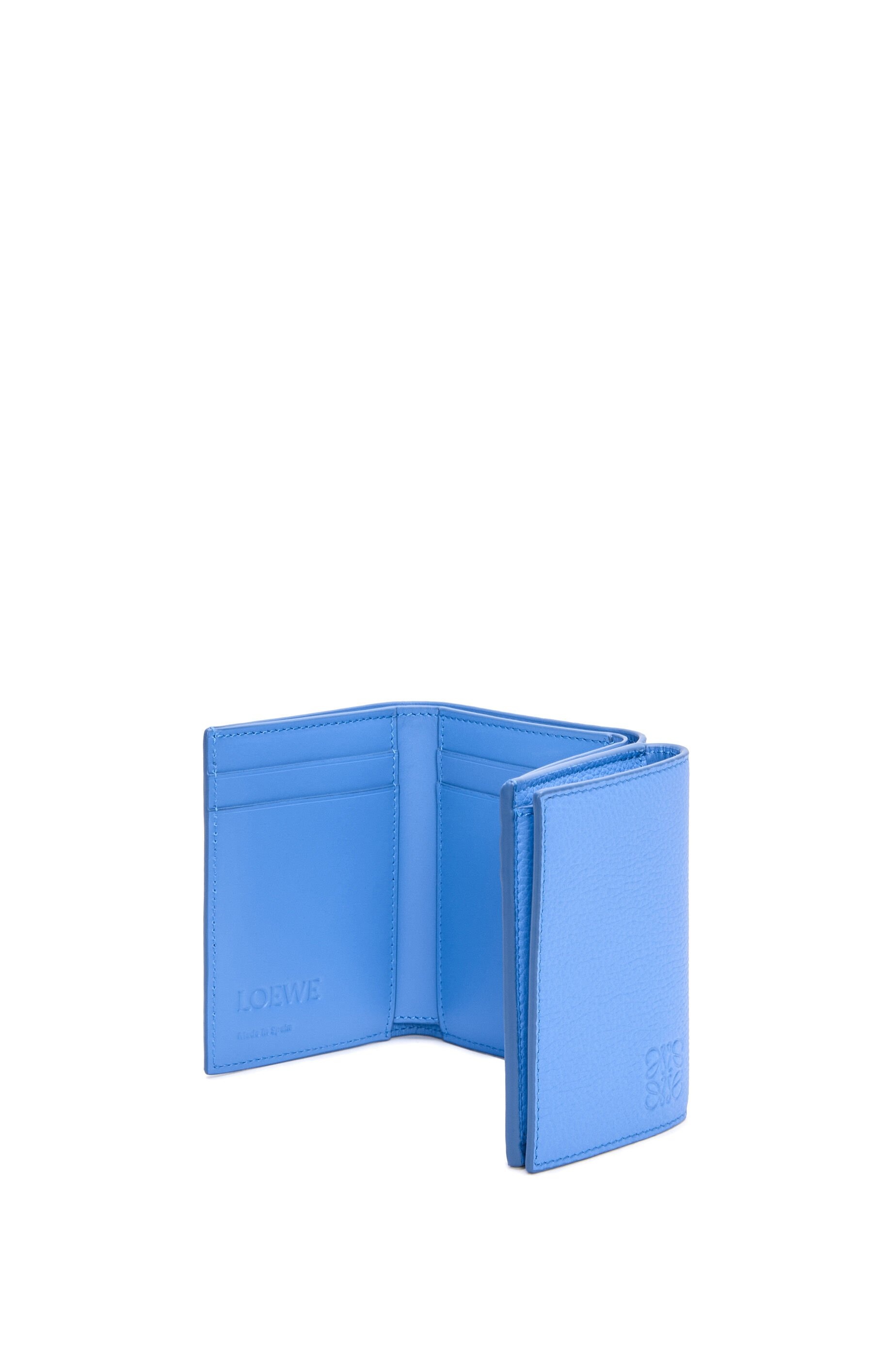 Trifold wallet in soft grained calfskin - 4