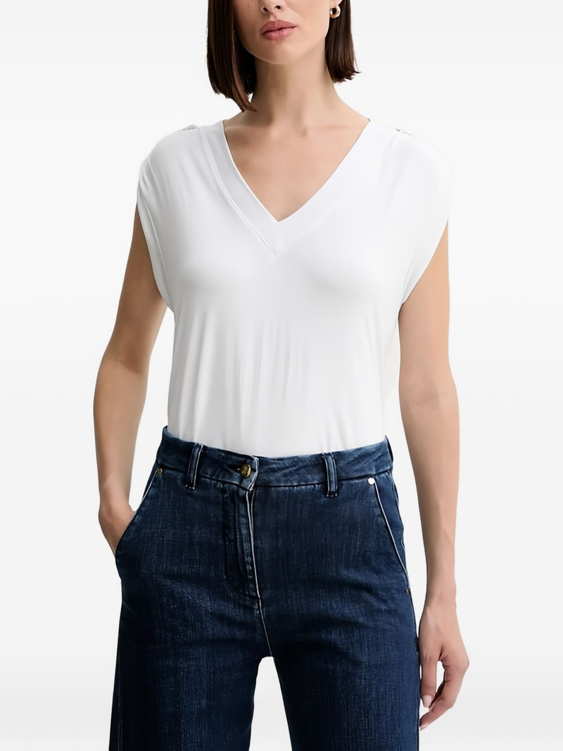 V-neck tank top 1