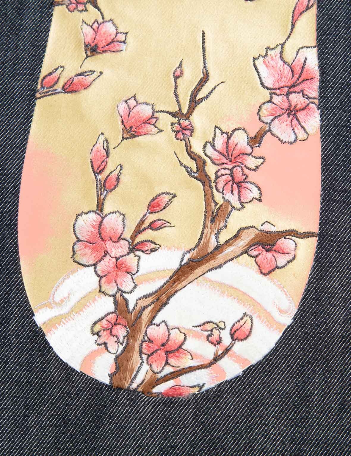SAKURA EMBROIDERY AND BROCADE PRINT DAICOCK BOYFRIEND JEANS - 12