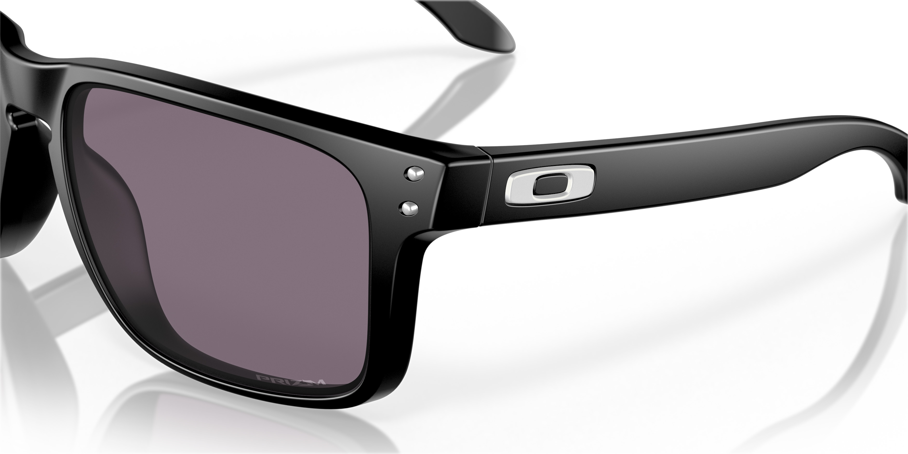 Holbrook™ XL - 6