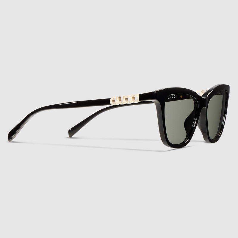 GUCCI Cat eye sunglasses outlook