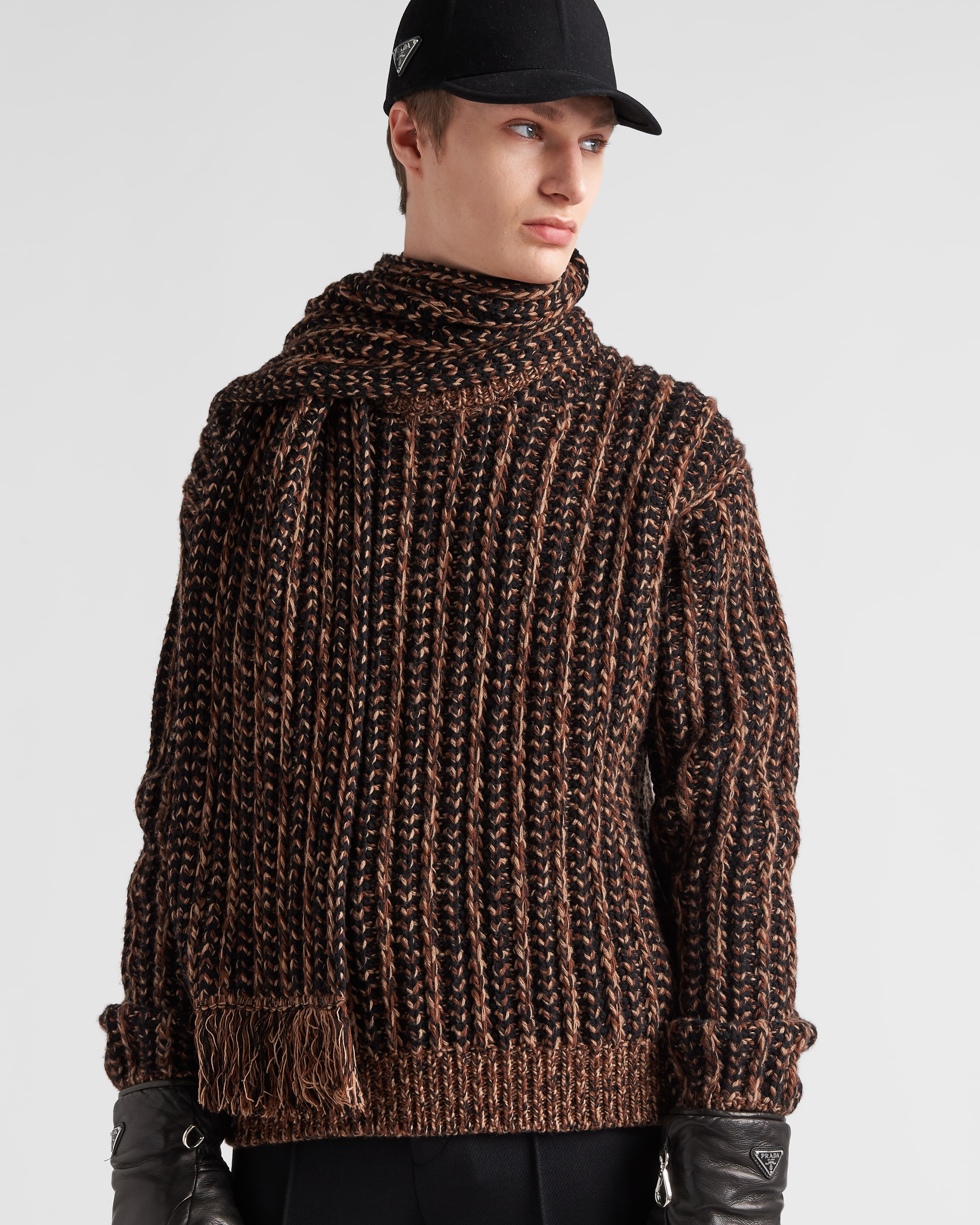 Wool and cashmere crew-neck sweater - 3