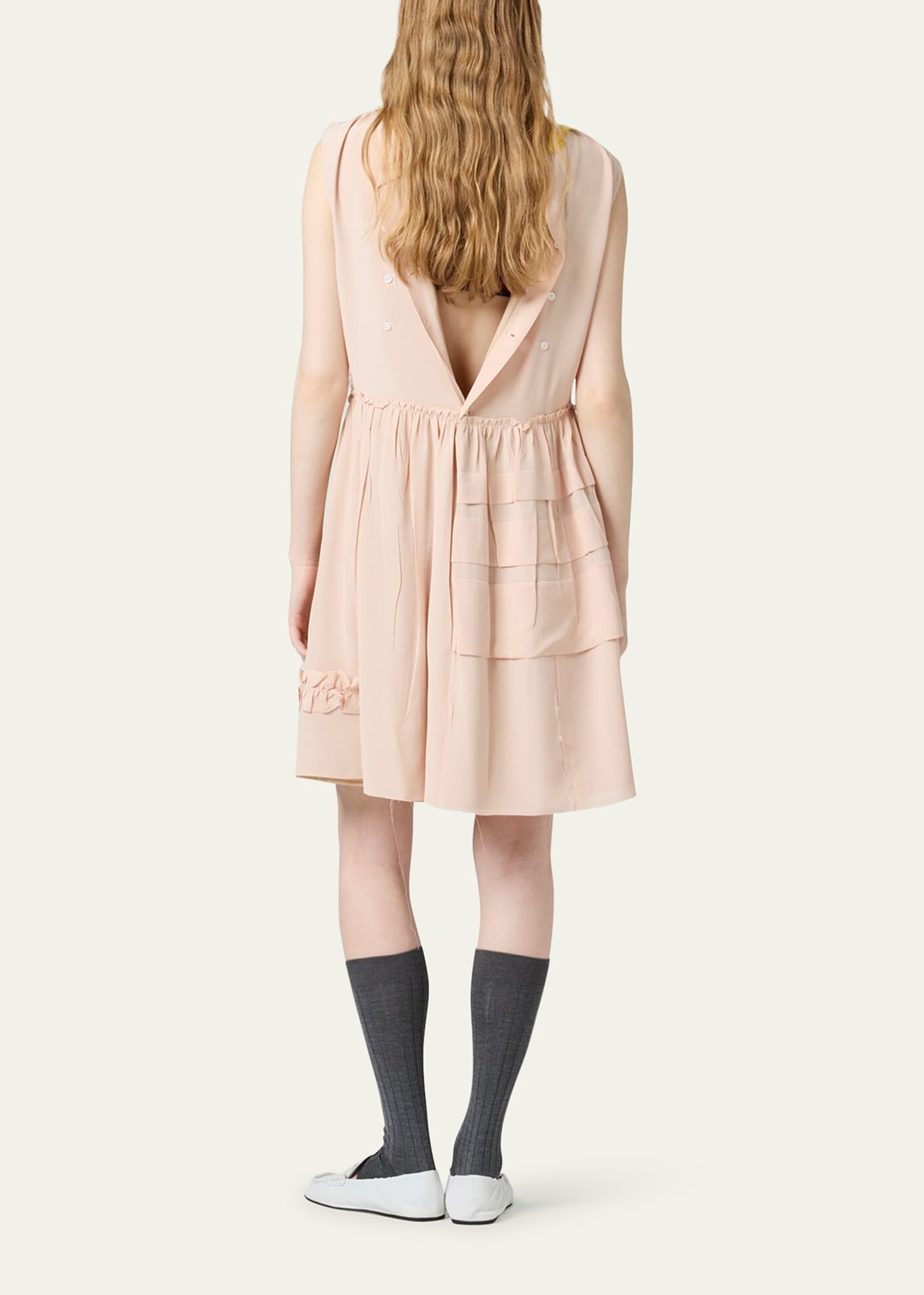 Sleeveless Knee Length Dress With Crystal Embroidery And Ruffles - 3
