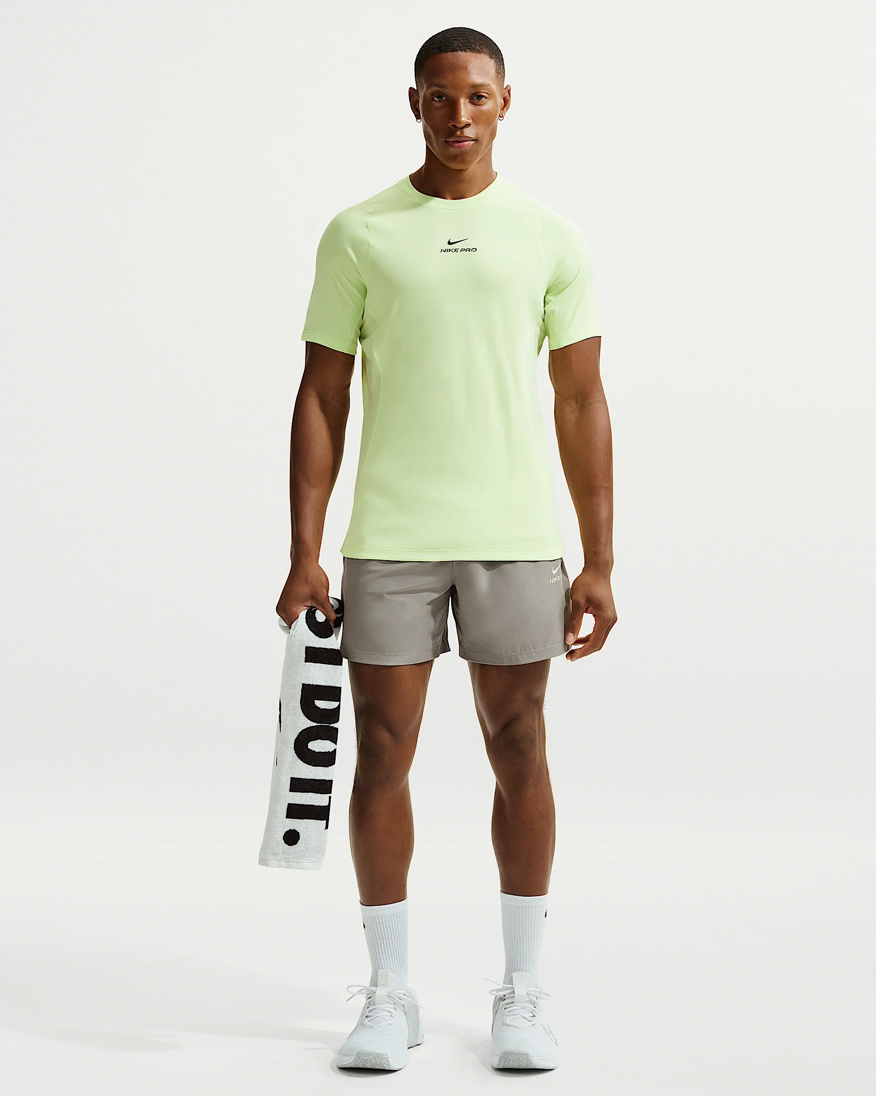 Nike Pro Training Men's Dri-FIT 6" Shorts - 1