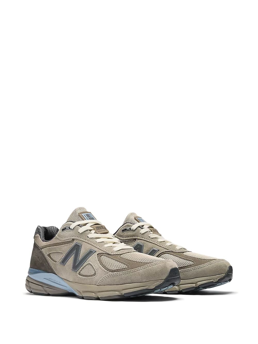 New Balance 990v4 