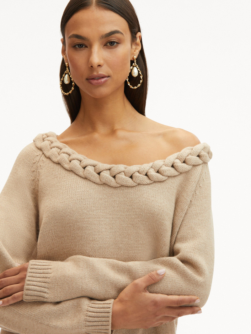 BRAIDED NECKLINE PULLOVER 6