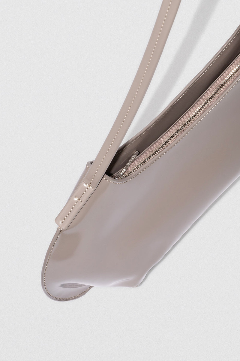 HORNER FAWN SEMI PATENT LEATHER SHOULDER BAG 3