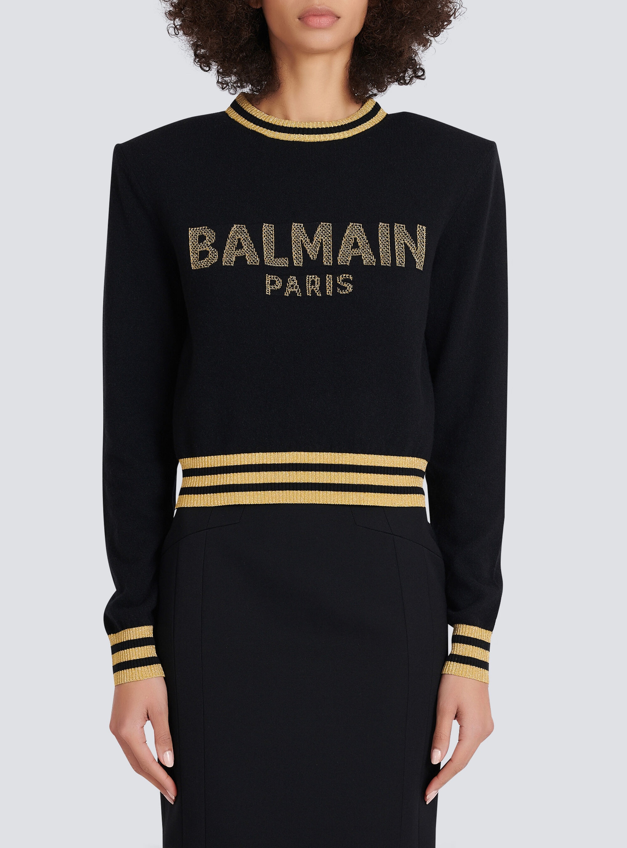 Cropped wool sweatshirt with gold Balmain logo - 6