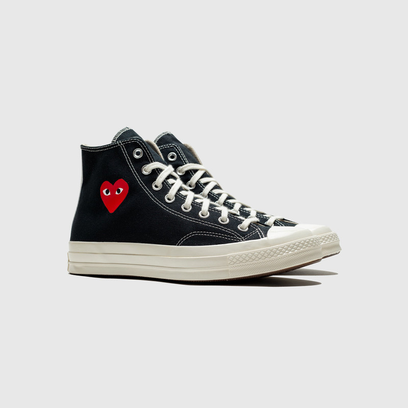 Comme des Garçons PLAY CHUCK TAYLOR ALL-STAR '70 HI "BLACK SINGLE HEART" outlook