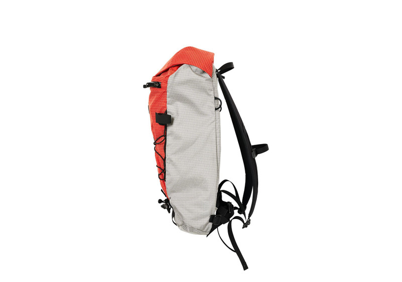 PALACE PALACE ARC'TERYX ALPHA AR 20 BACKPACK GREY / DYNASTY outlook