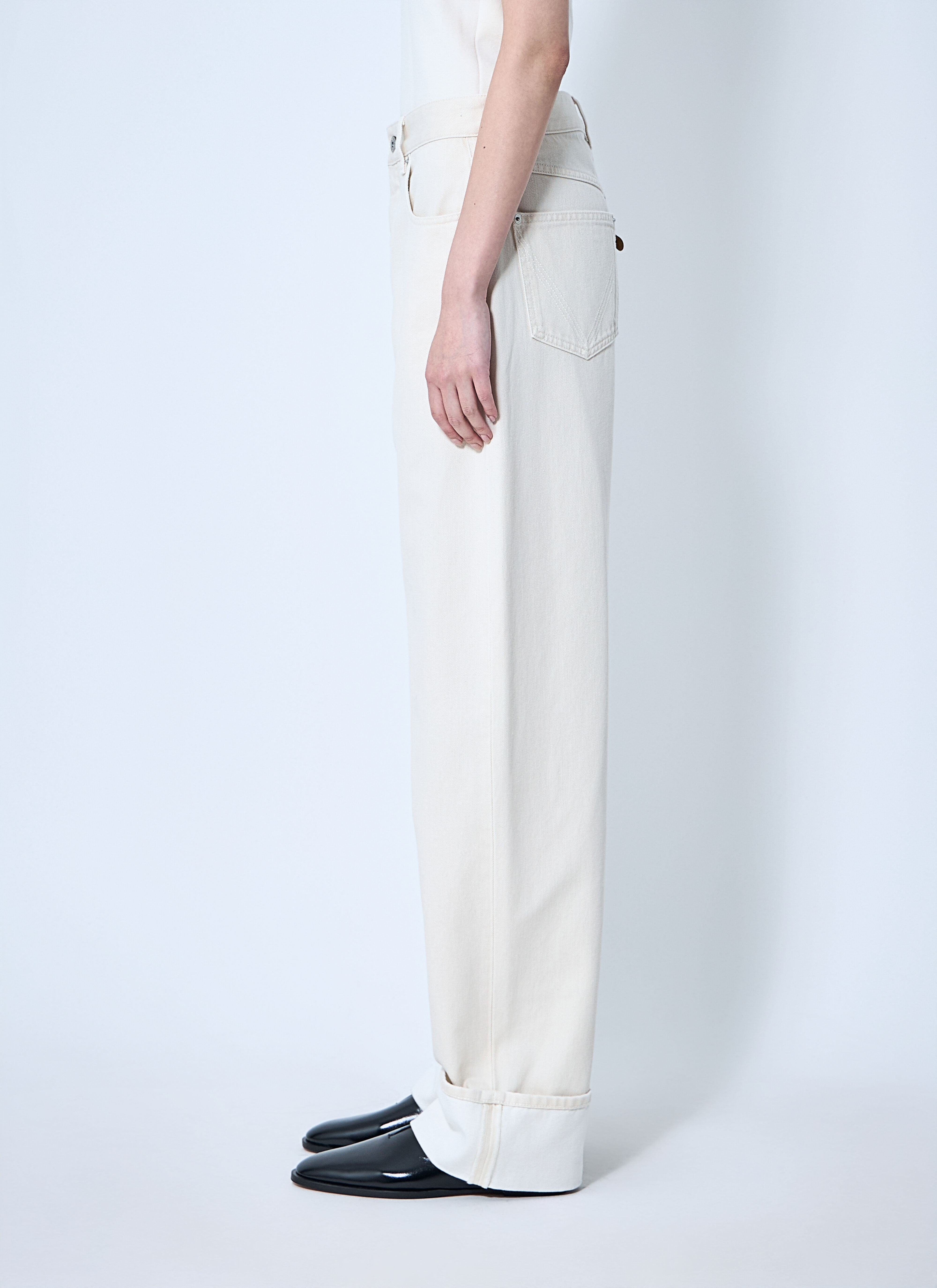 Jeans With Turned-Up Cuffs - 3