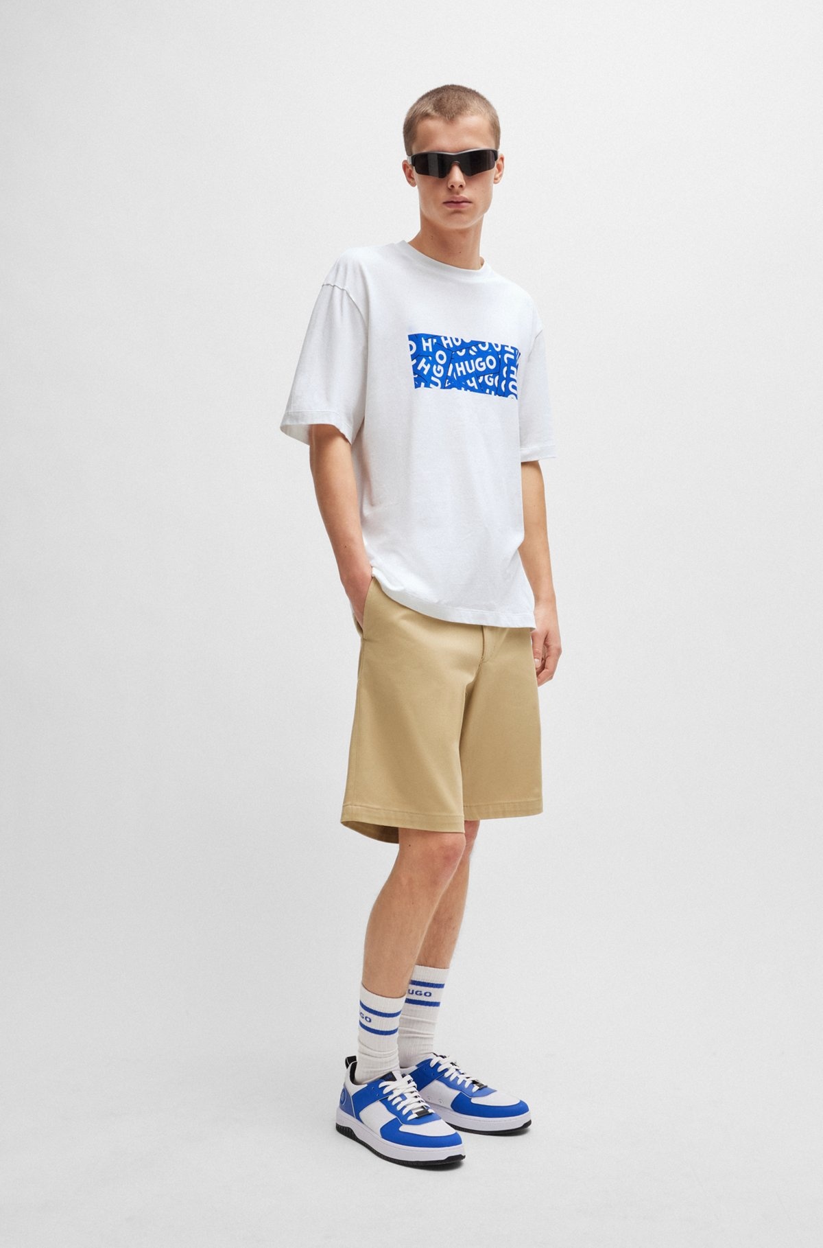 REGULAR-FIT REGULAR-RISE SHORTS IN COTTON TWILL - 3