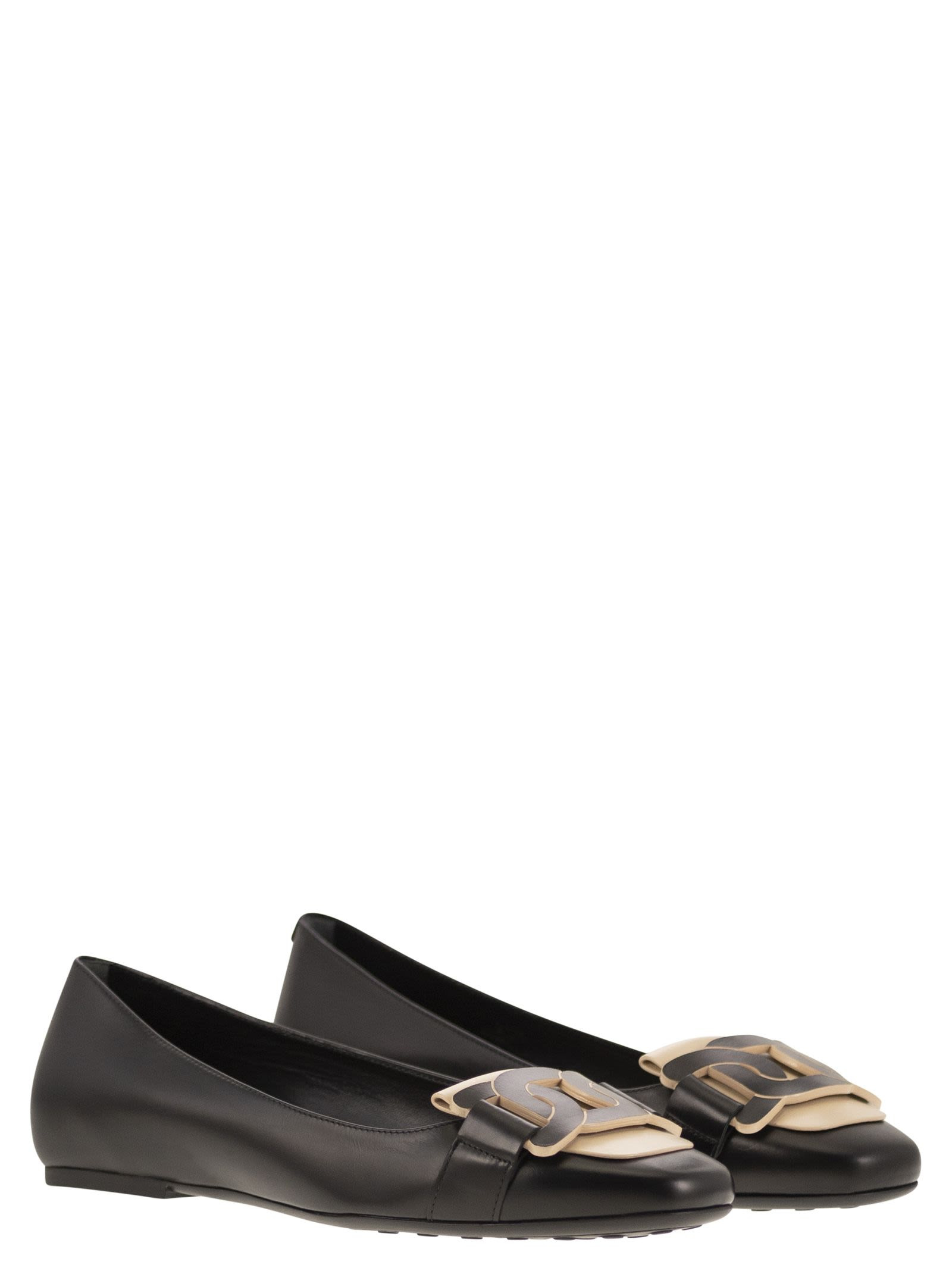 Tod's Women Leather Ballerina With Chain - 4