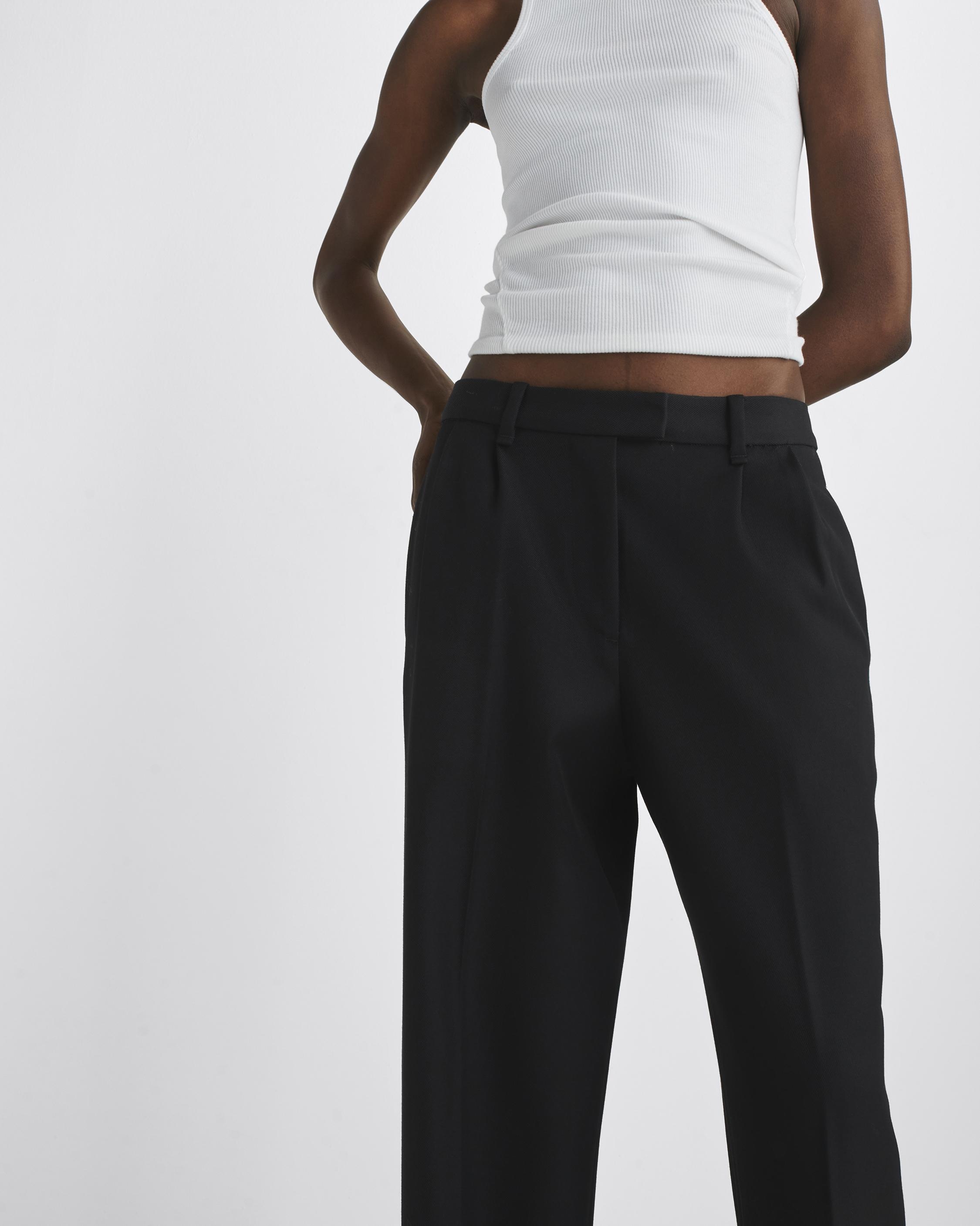 Marianne Italian Wool Pant
Relaxed Fit - 6