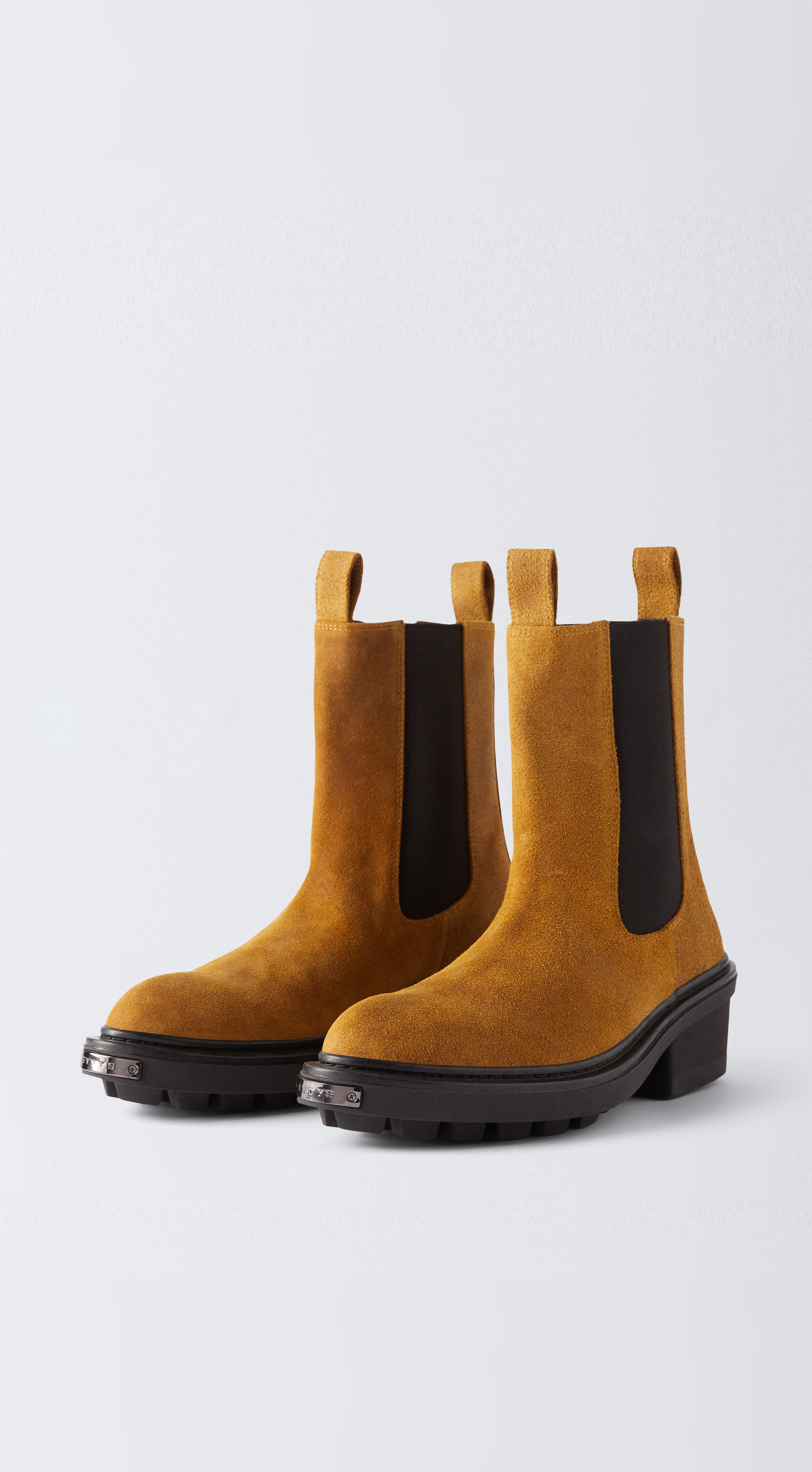 NIKITA II WAXY SUEDE OCHRE - 2