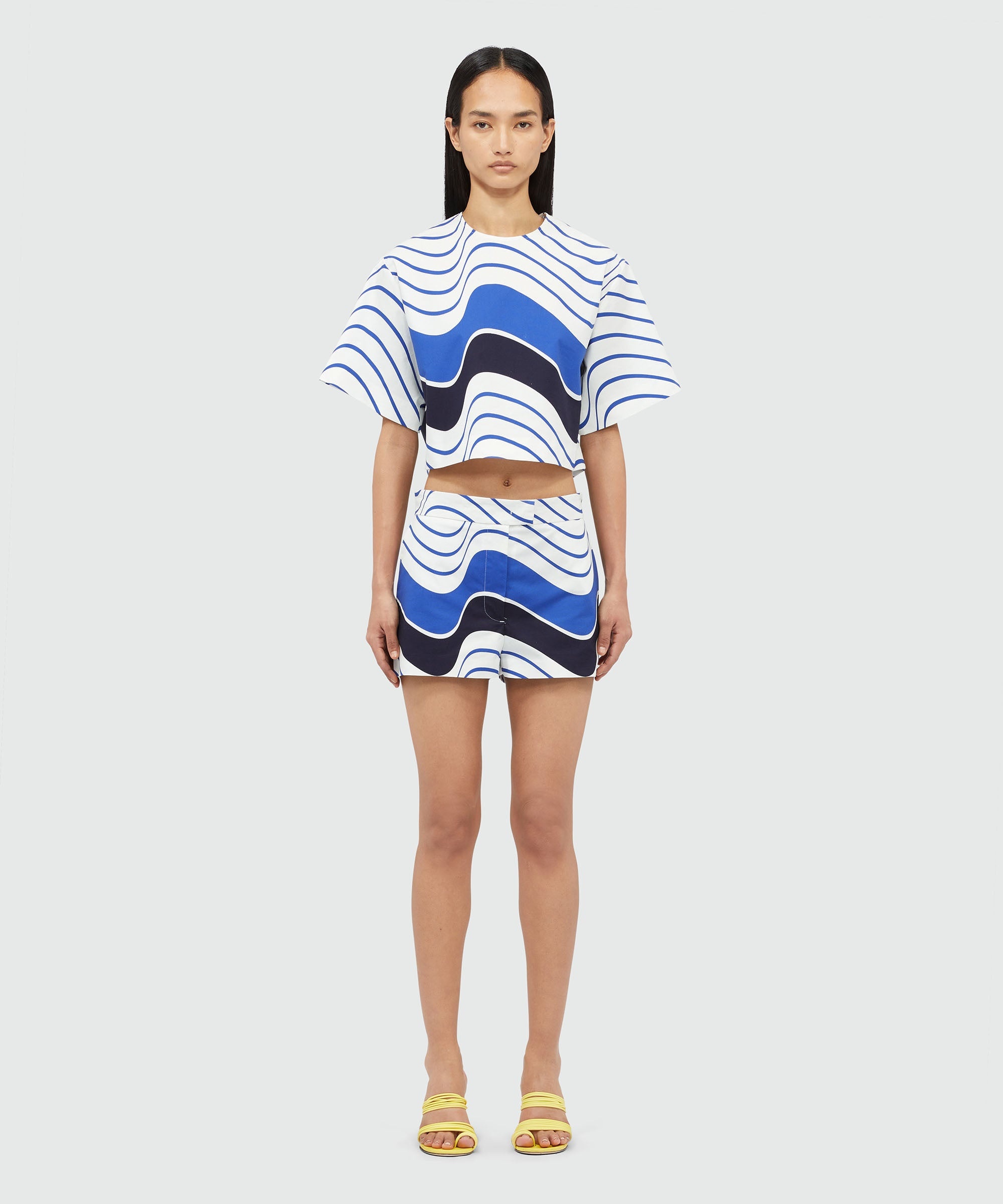 Shorts with "Waves" motif - 2