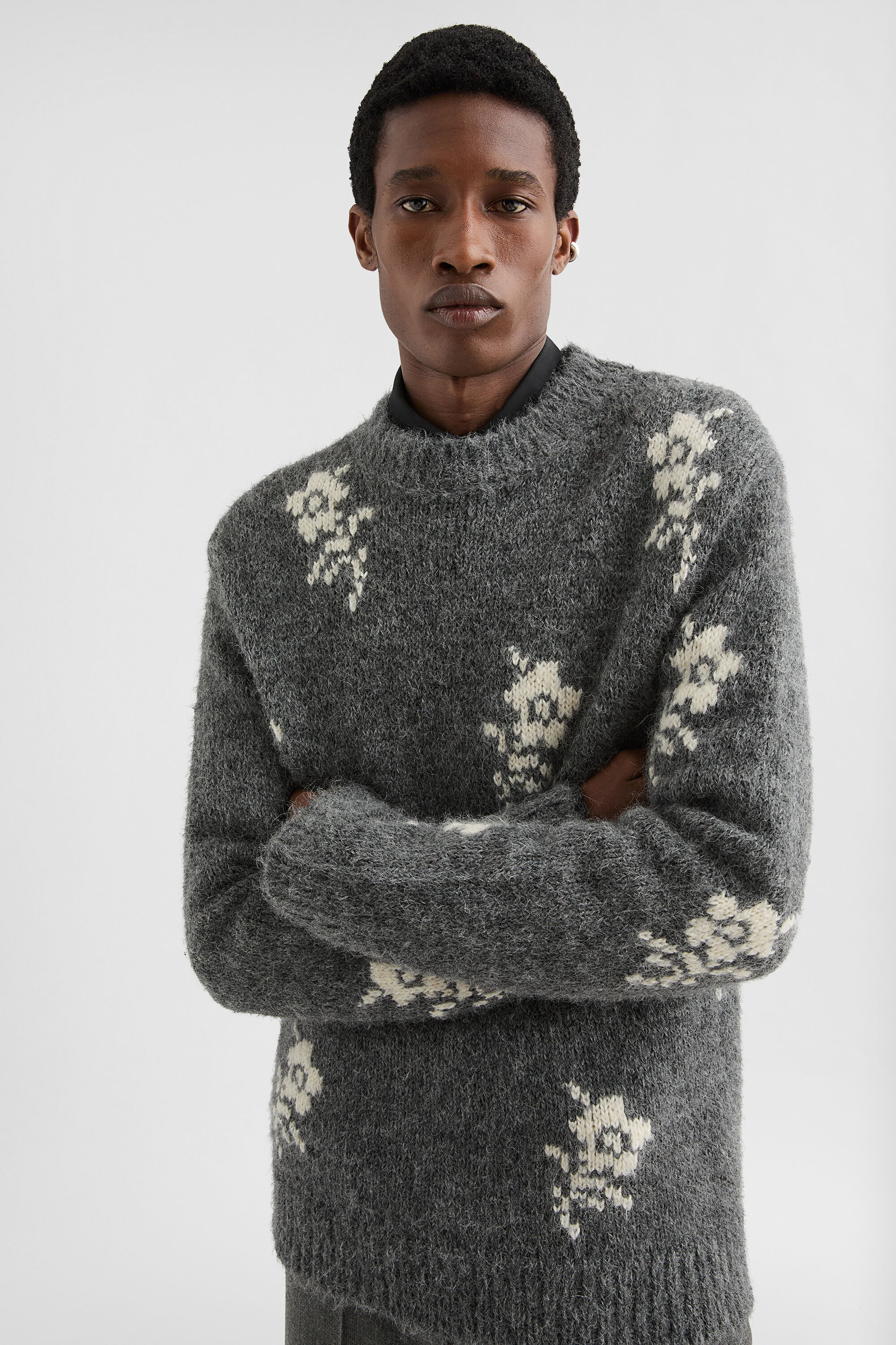 Wool Blend Crew-Neck Sweater - 5
