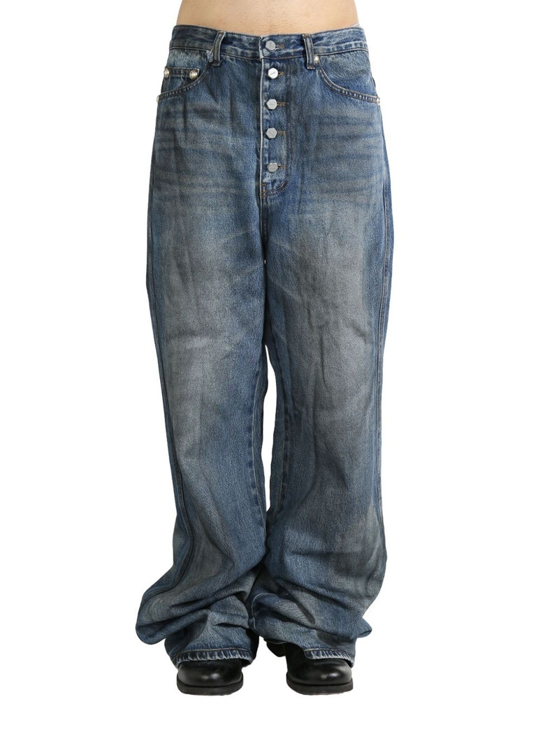distressed jeans 1