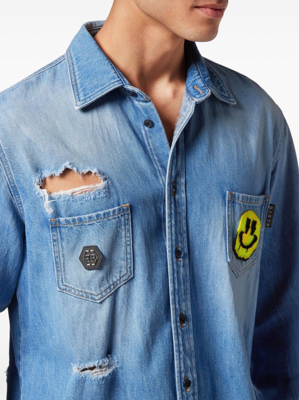 logo-plaque ripped denim shirt - 5