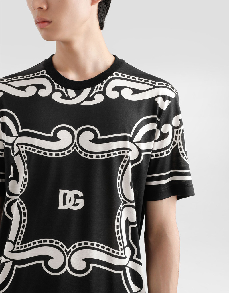 Silk T-shirt with bandanna print 4