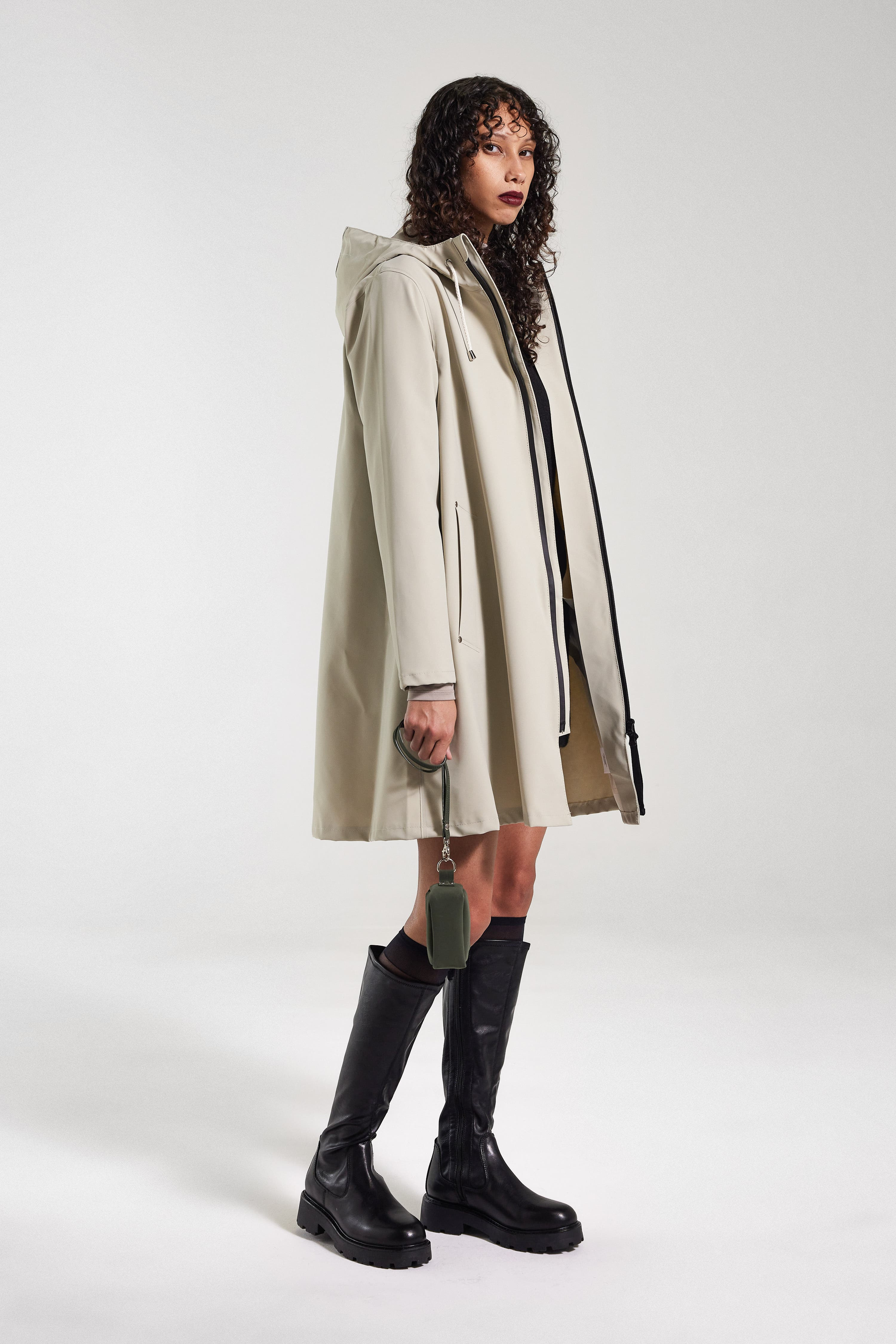 Stutterheim Mosebacke Lightweight Zip Matte Raincoat in Pelican at Nordstrom - 6
