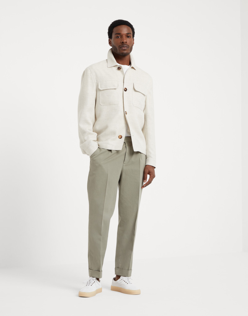 Garment-dyed leisure fit trousers in twisted cotton gabardine with pleat 3