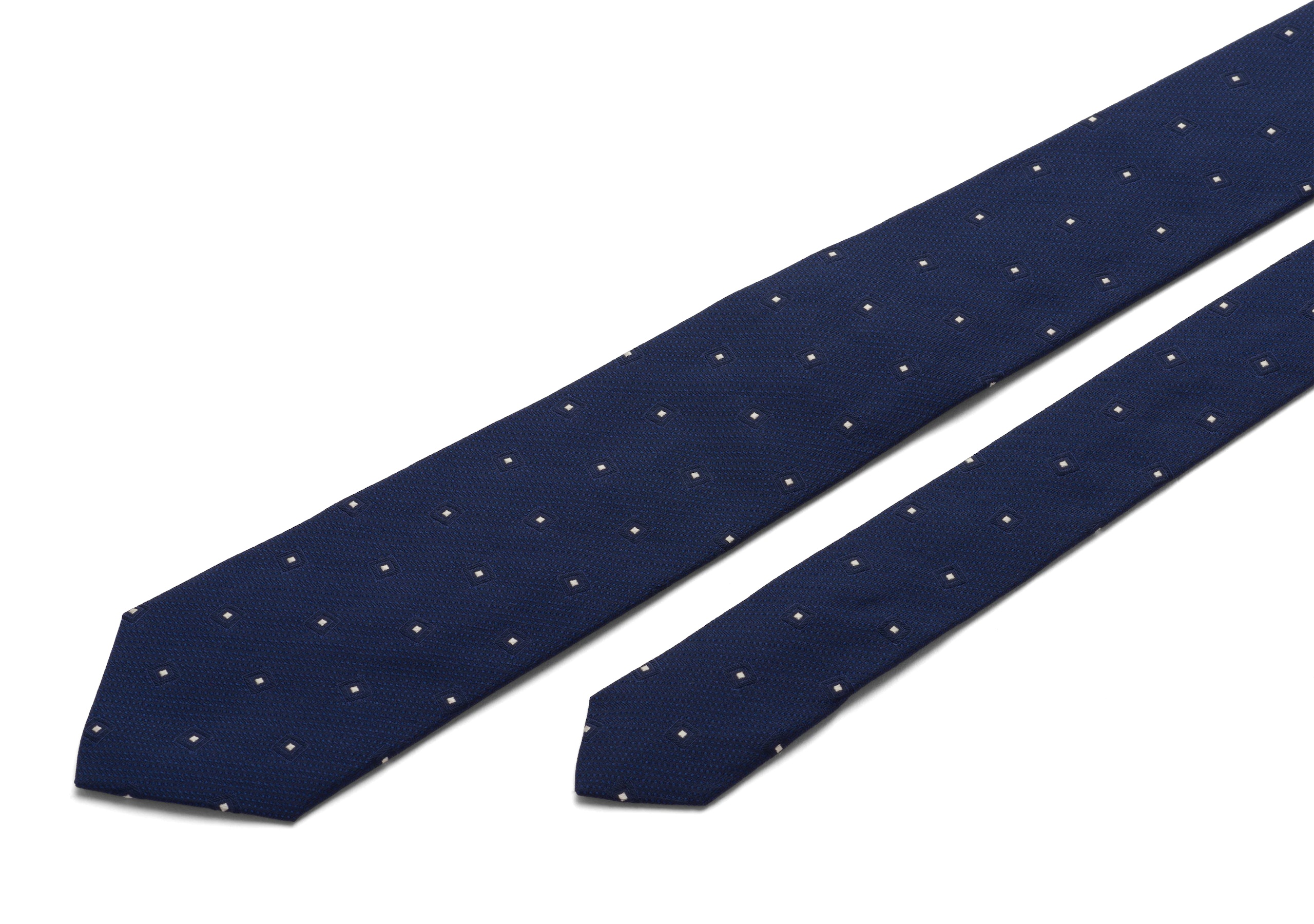 Diamond motif tie
Diamond Motif Tie Navy - 2