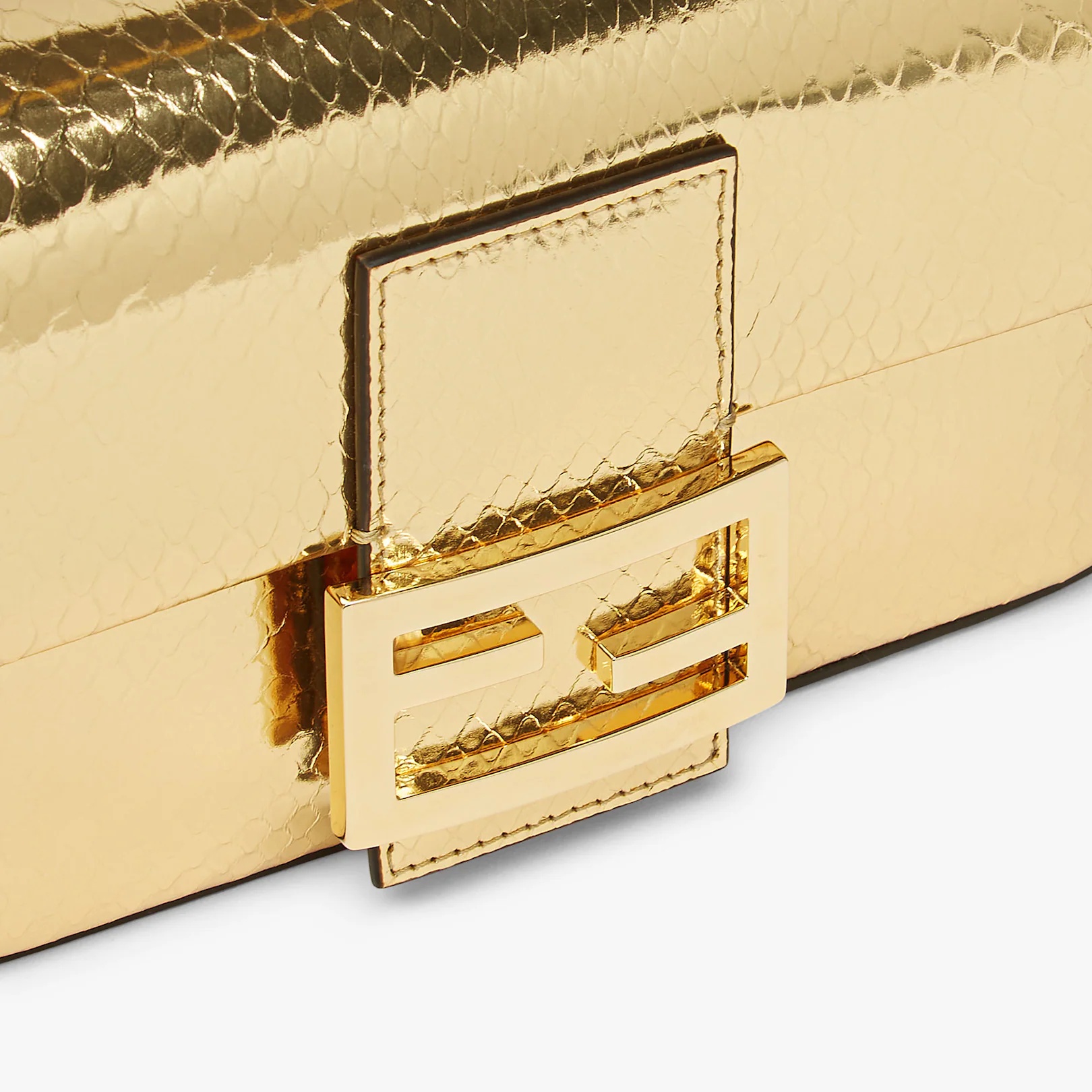 Small 1997 Baguette bag made of exquisite gold laminated python leather, embellished with an FF clas - 5