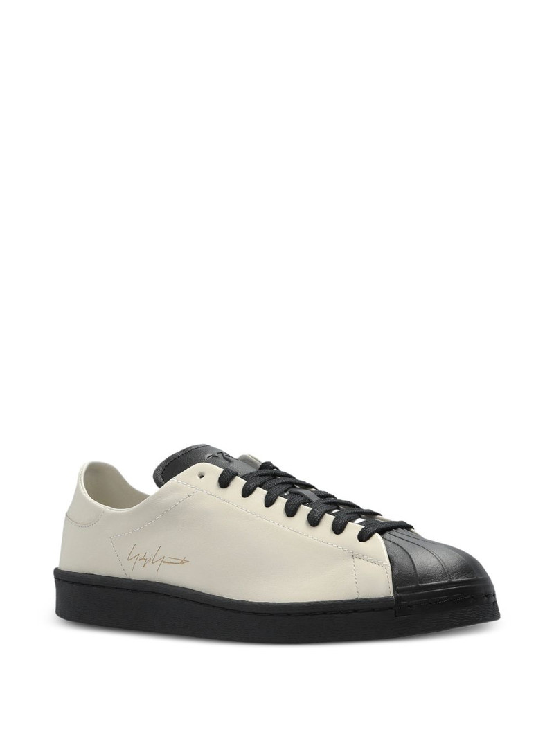 Y-3 Superstar sneakers outlook