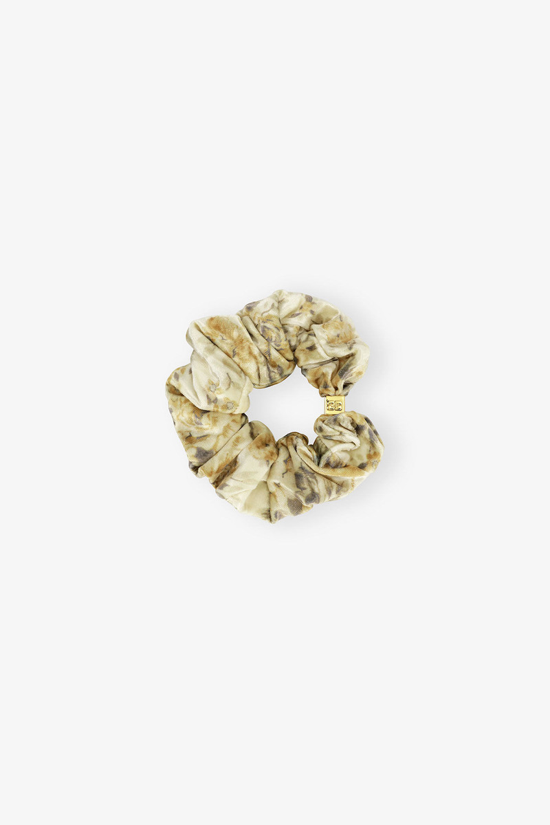GOLDEN FLORAL SCRUNCHIE 1