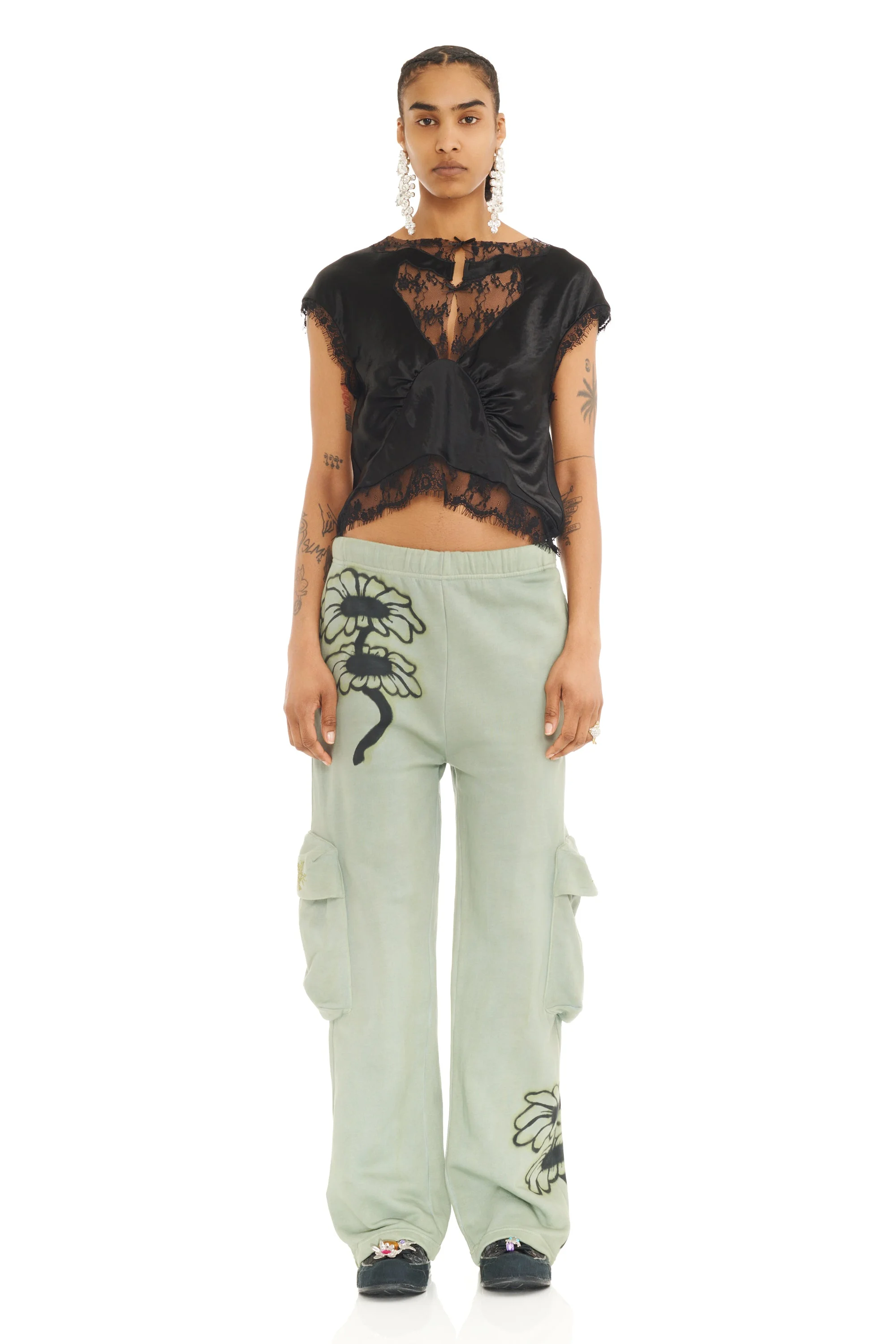 OLIVE TWIN FLOWERS CARGO SWEATPANT - 1