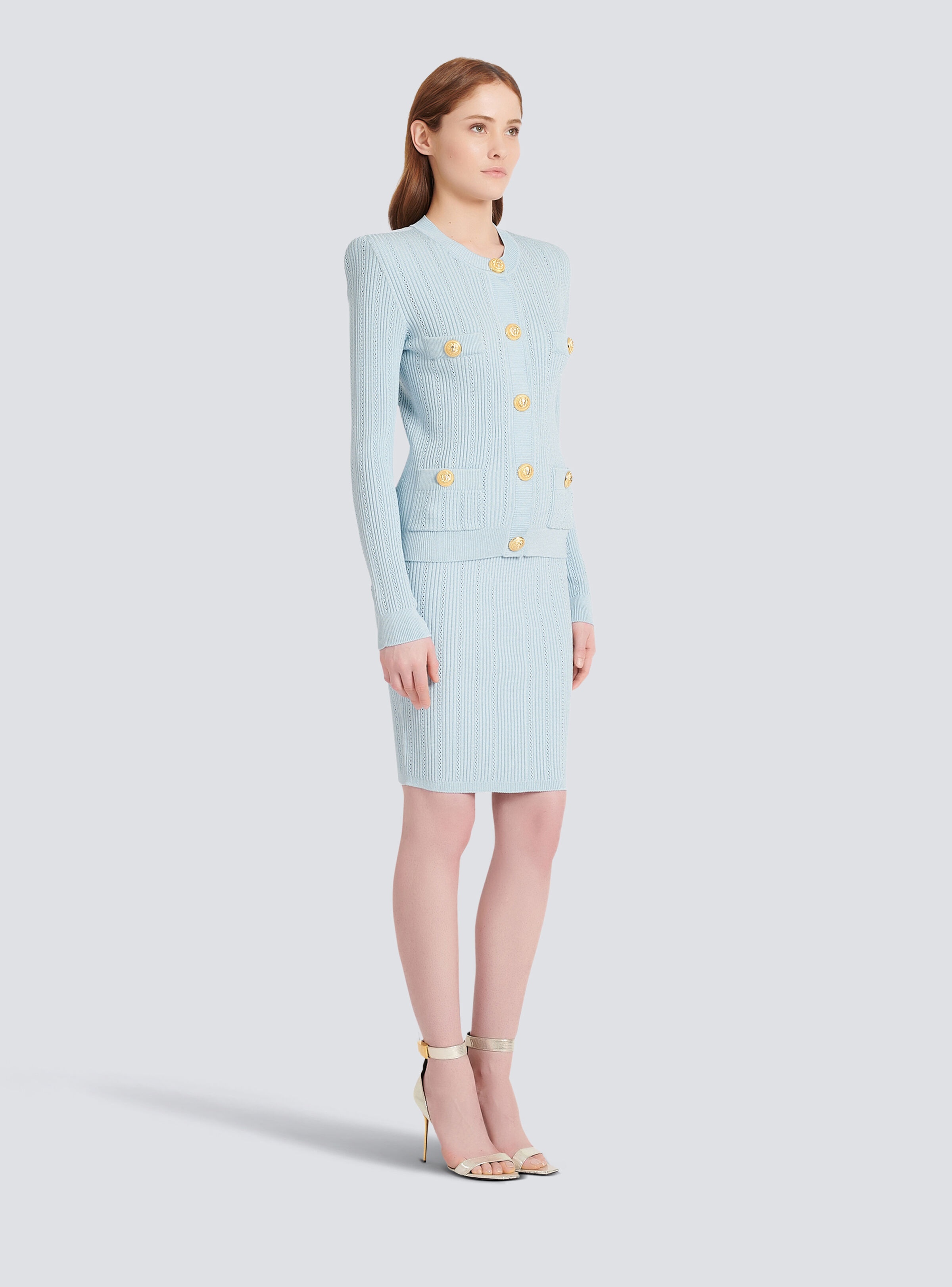 Cropped eco-designed knit cardigan with gold-tone buttons - 5