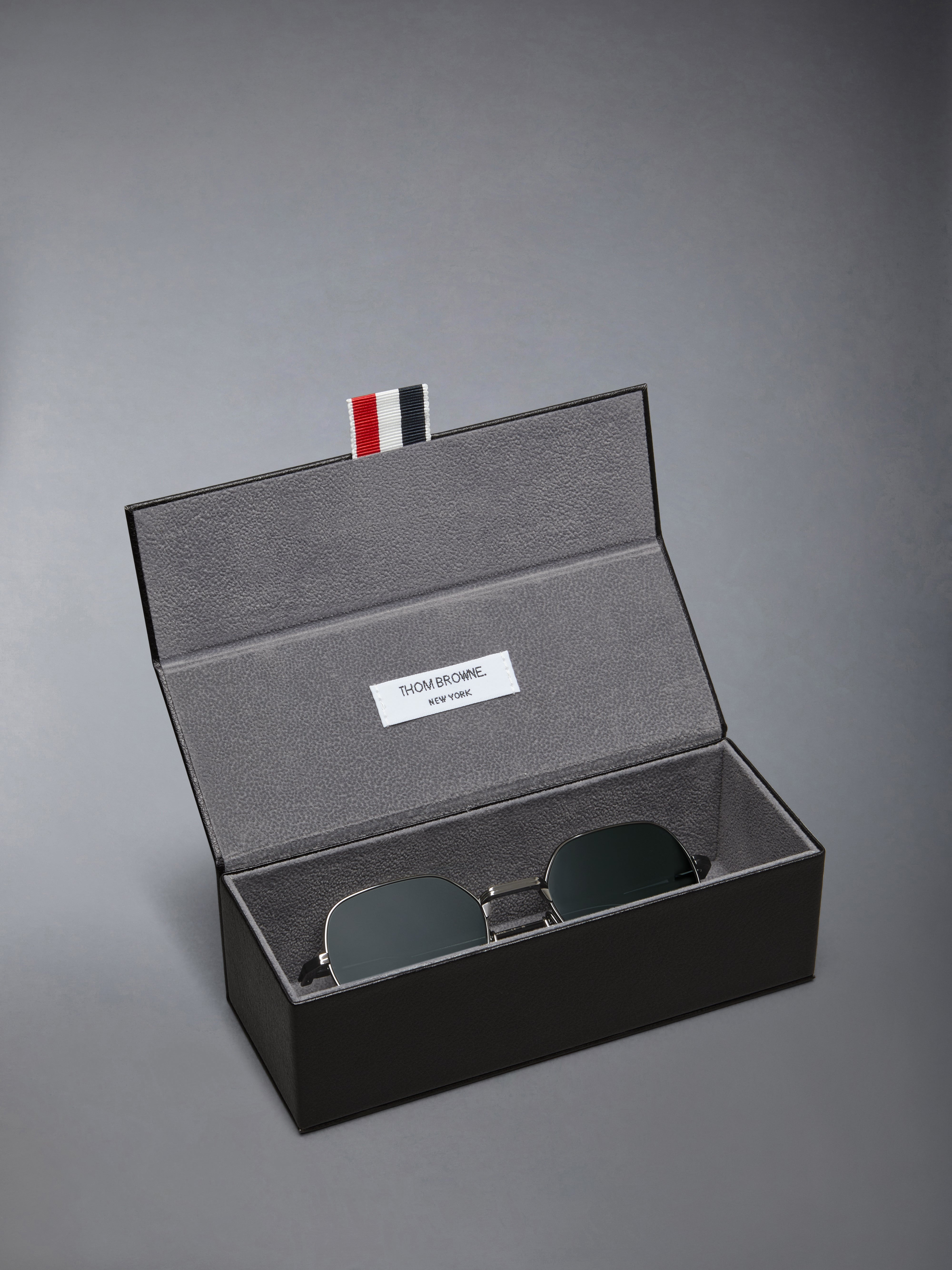 TITANIUM ROUND SUNGLASSES - 4