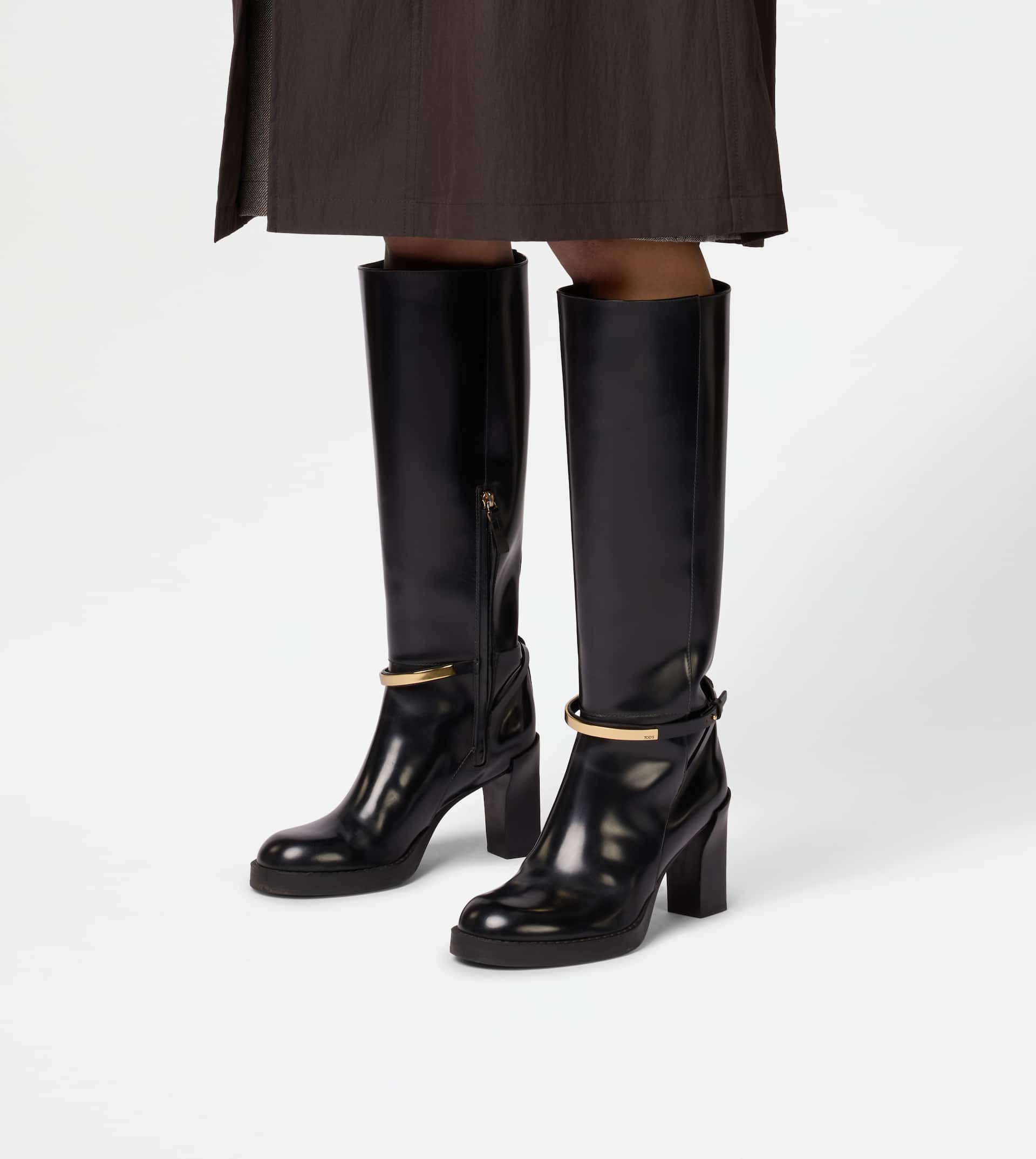 BOOTS IN LEATHER - BLACK - 7