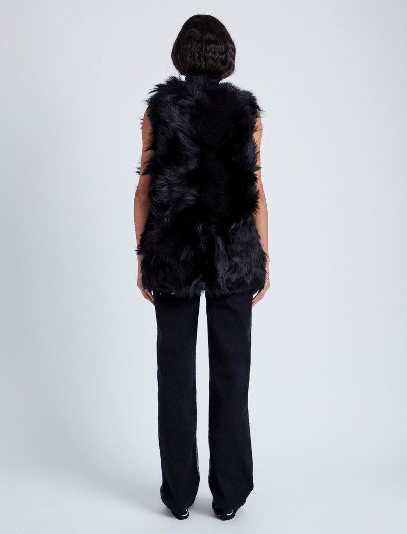 Aubrey Vest 에 Shearling 5