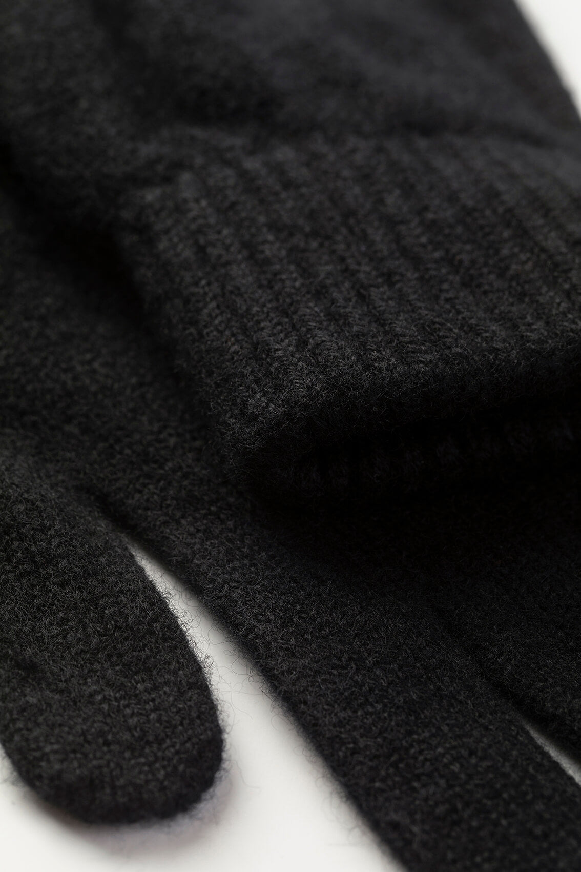 Men's Cashmere Black Gloves - 2