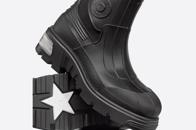 Dior Genesis Ankle Boot 4