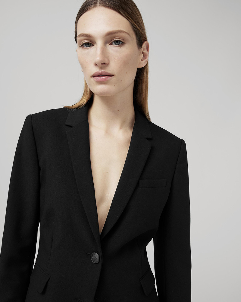 Razor Cady Crepe Blazer
Classic Fit Blazer 6