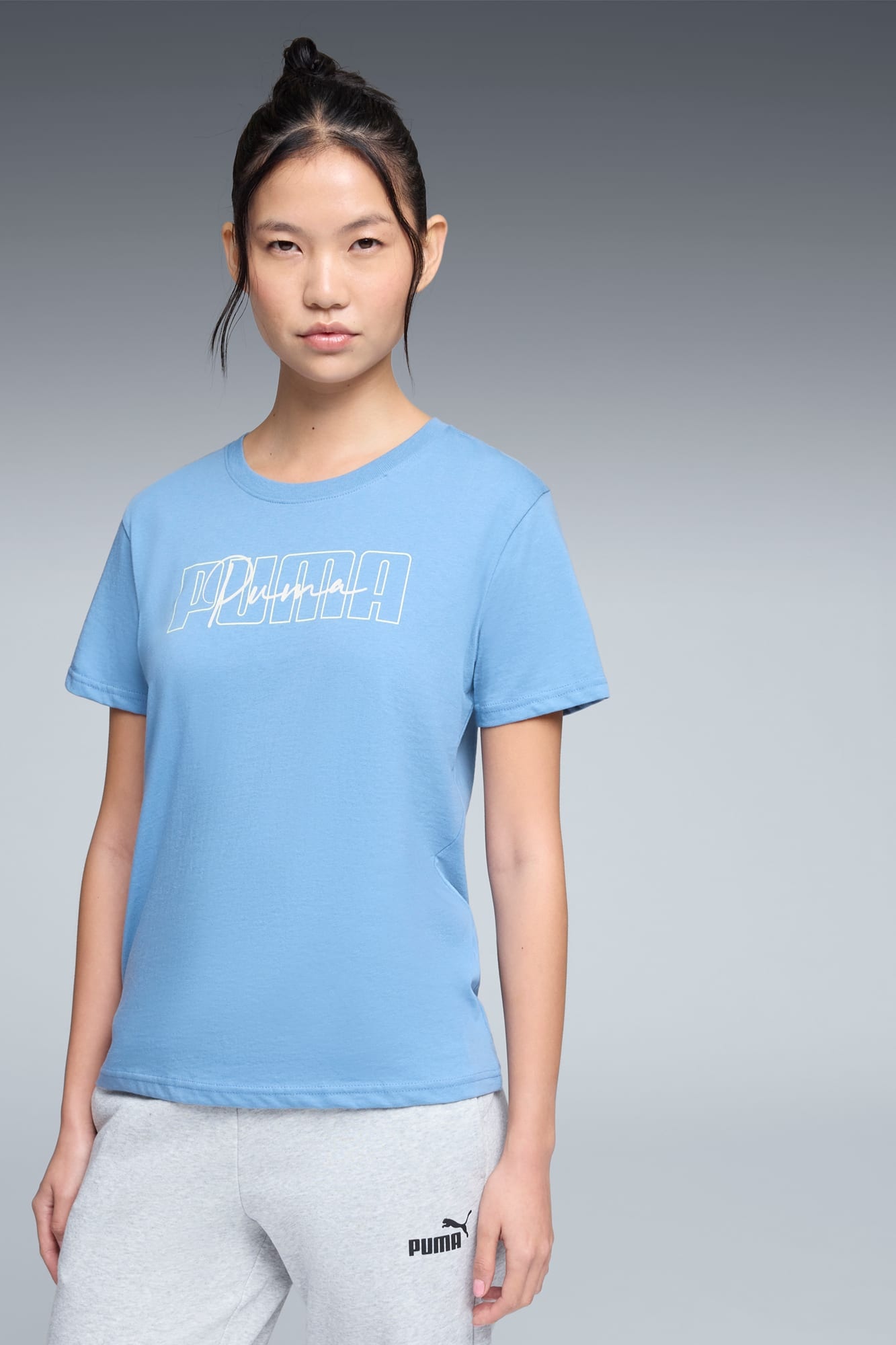 GRAPHIC Logo Tee Women - 3