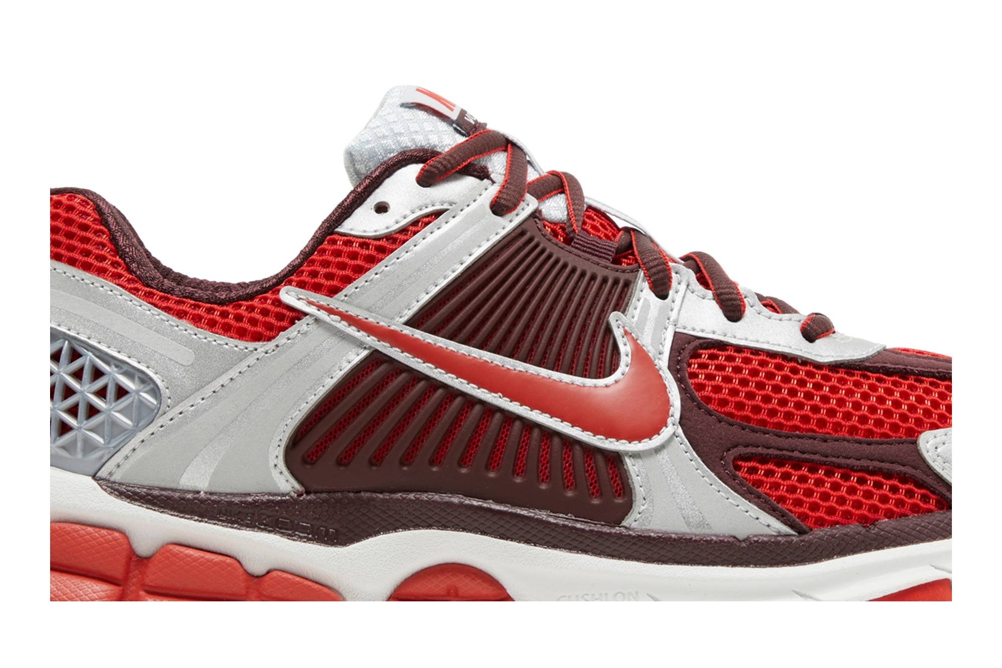 Wmns Air Zoom Vomero 5 'Mystic Red' - 2