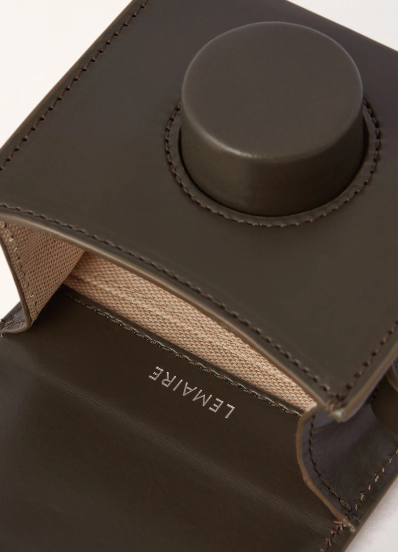 MINI CAMERA BAG
VEGETABLE TANNE 5