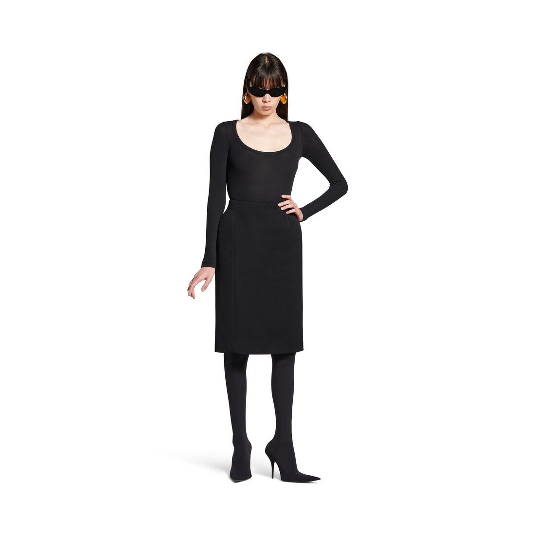 Women's Bb Garderobe Décolleté Top in Black - 2
