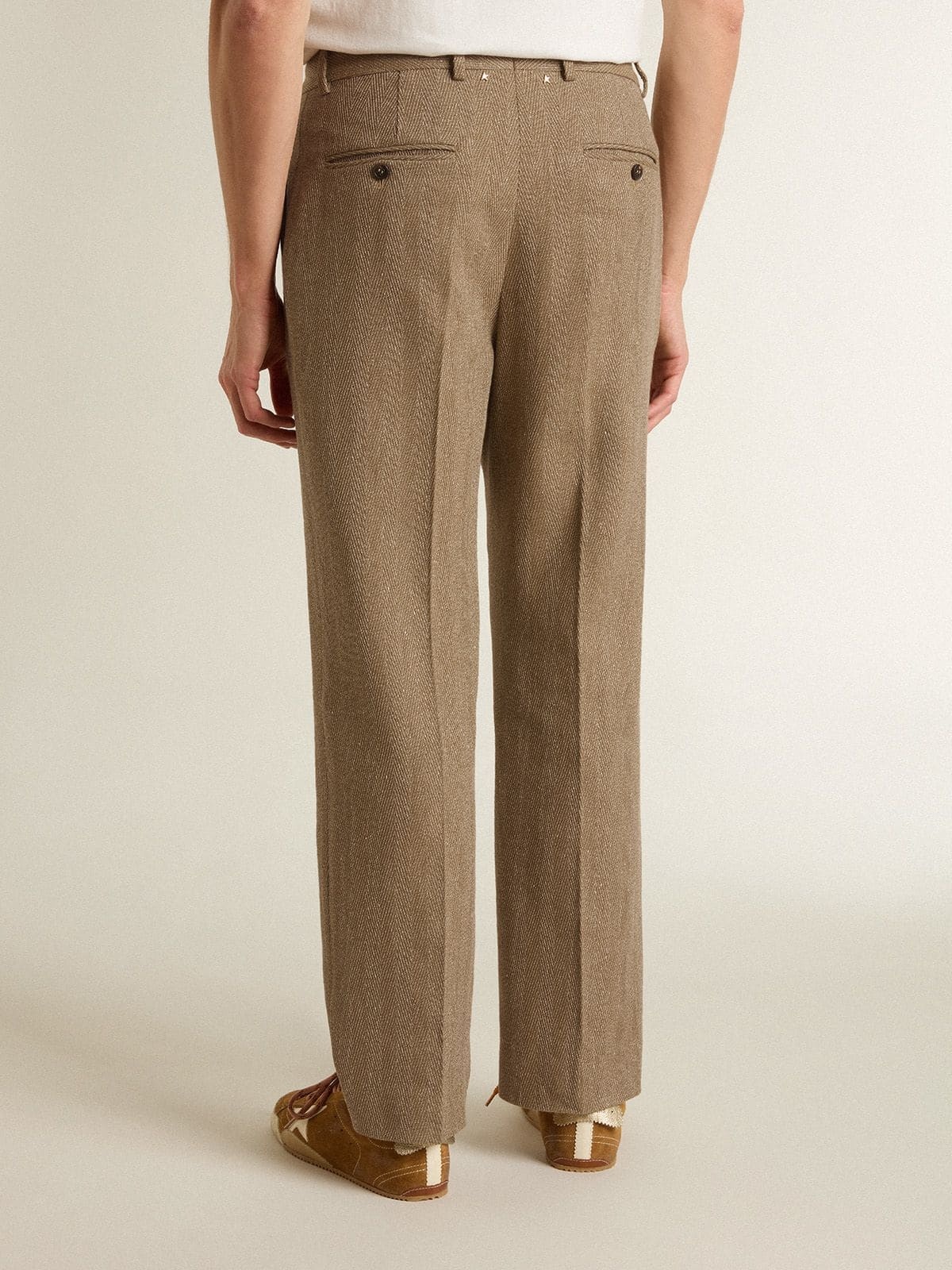 Tailored pants in sand-colored chevron linen blend - 4