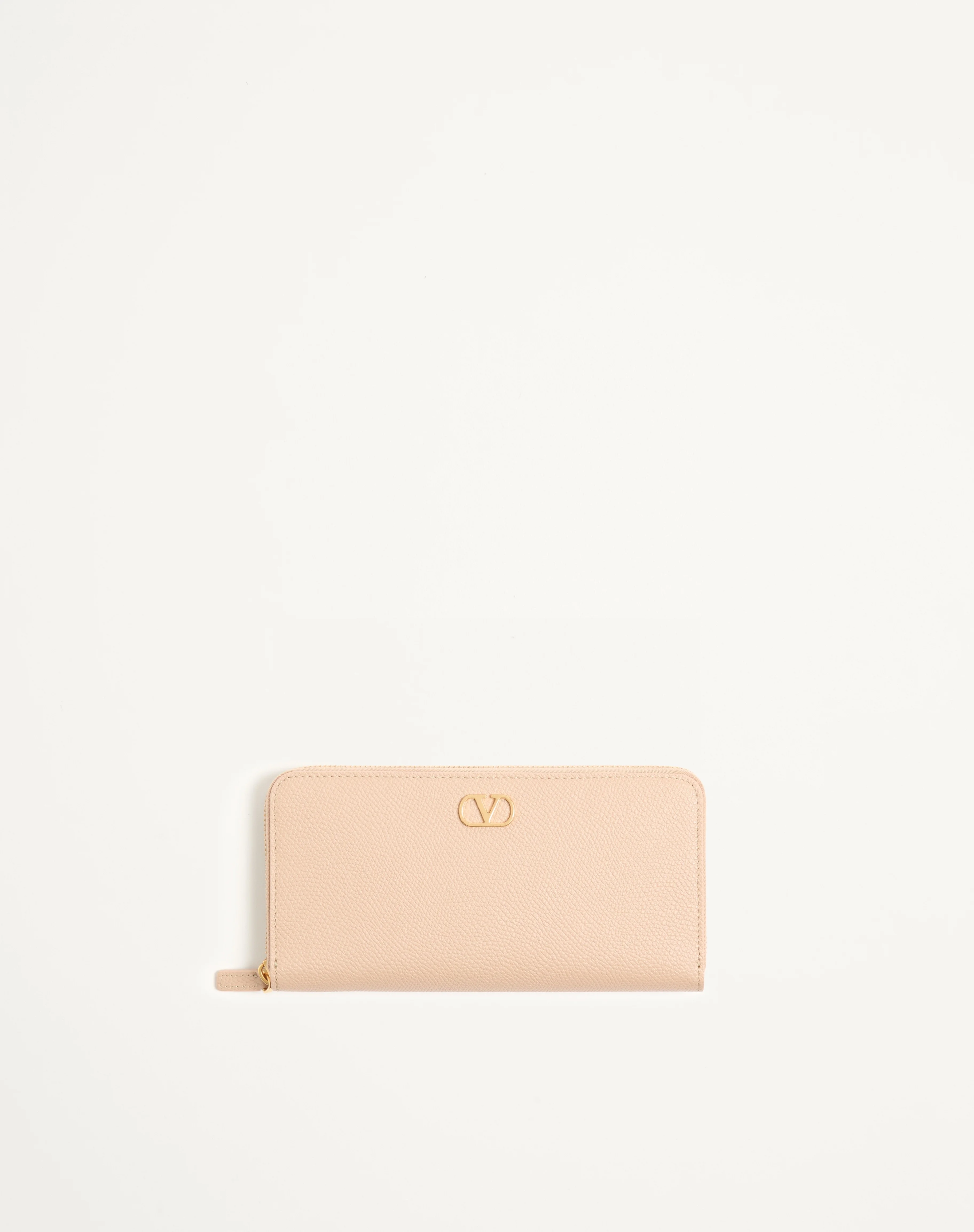 VLOGO SIGNATURE ZIPPERED WALLET IN GRAINY CALFSKIN - 1