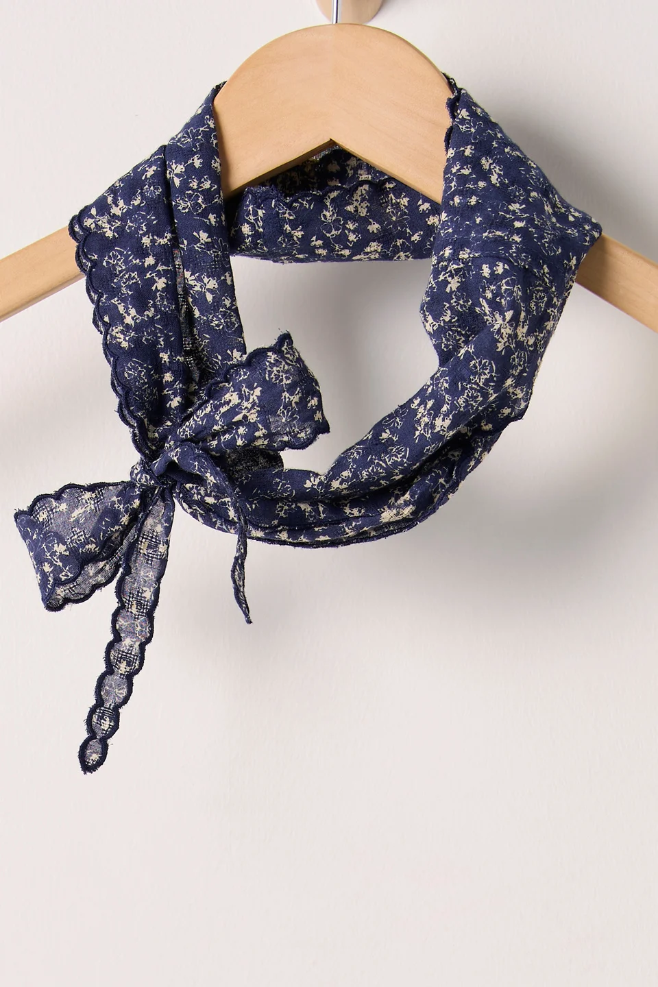 Ditsy Scallop Scarf - 1