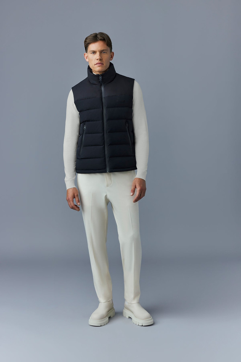 MACKAGE BOBBIE-CITY Agile-360 stretch light down vest with stand collar outlook