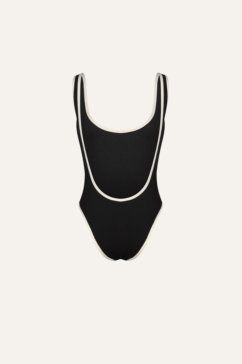 Johanna Ortiz Explorer One Piece outlook