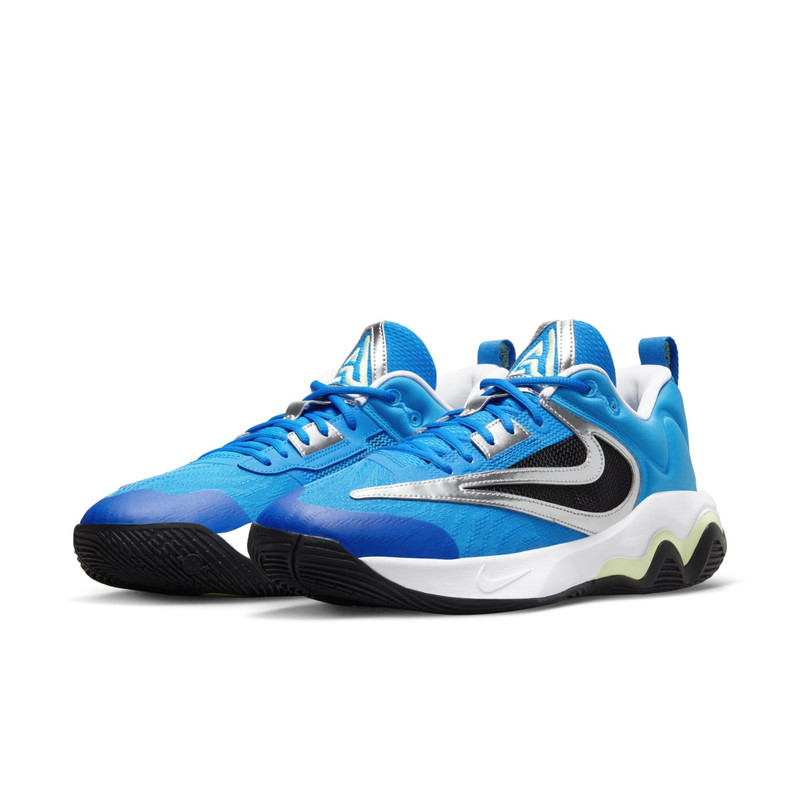 Nike Giannis Immortality 3 Ode To Your First Love 3