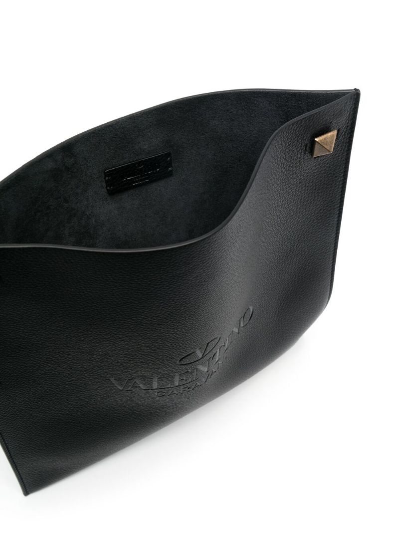 【VALENTINO】 Logo-Embossed Messenger Bag Valentino logo-embossed messenger bag | farfetch | REVERSIBLE